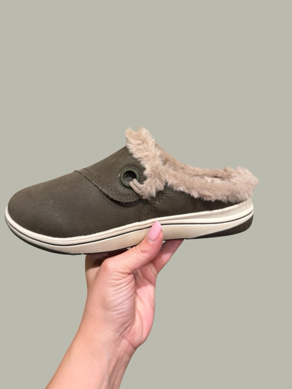 Clarks Olive Slip-On Faux-Fur Lined Mule